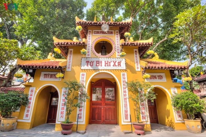 Chùa Quán Sứ 